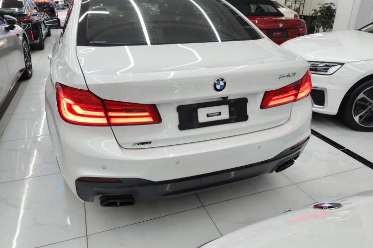 Used BMW 5 Series 2018 530Li Luxury Edition M Sport Package

