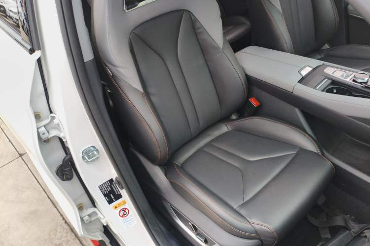 Used Changan CS75 PLUS 2022 2nd Generation 1.5T Automatic Prestige Version
