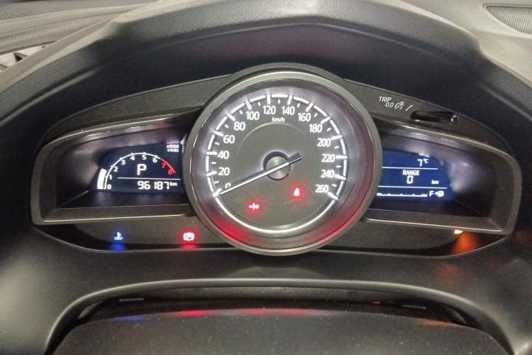 Used Mazda CX-4 2018 2.0L Automatic Two-Wheel Drive Blue Sky Dynamic Version China V Standard
