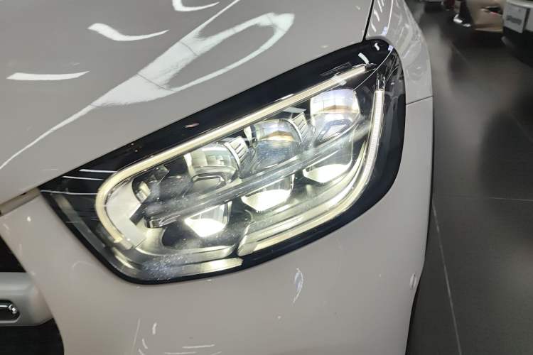 Used Mercedes-Benz GLC 2020 Facelift GLC 300 L 4MATIC Dynamic Edition