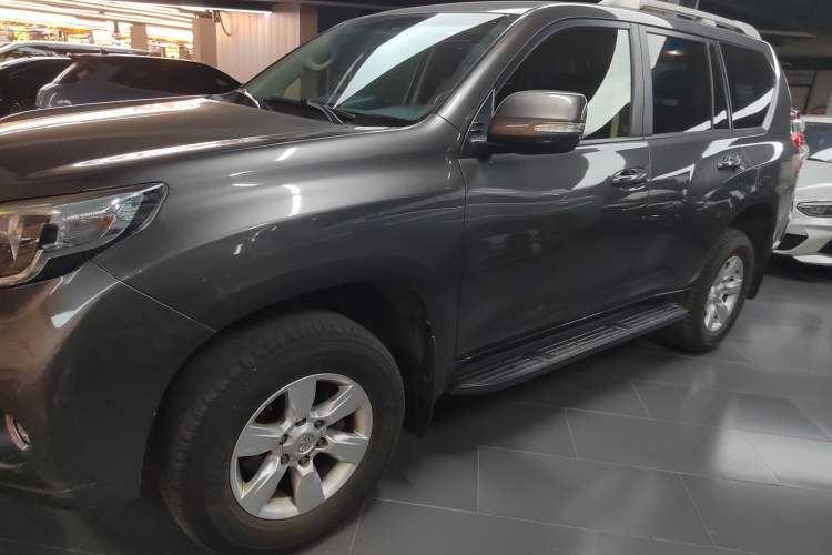 Used Toyota Prado 2014 2.7L Middle East Version Parallel Import
