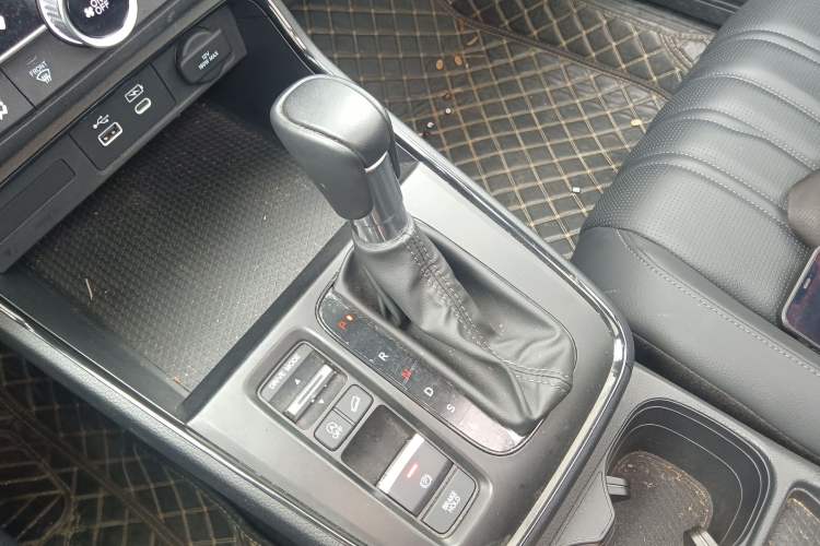 Used Honda Breeze 2023 240TURBO Two-Wheel-Drive Luxury Edition 5 Seats