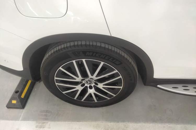 Used Mercedes-Benz GLC Coupe 2023 GLC 260 4MATIC Coupe SUV
