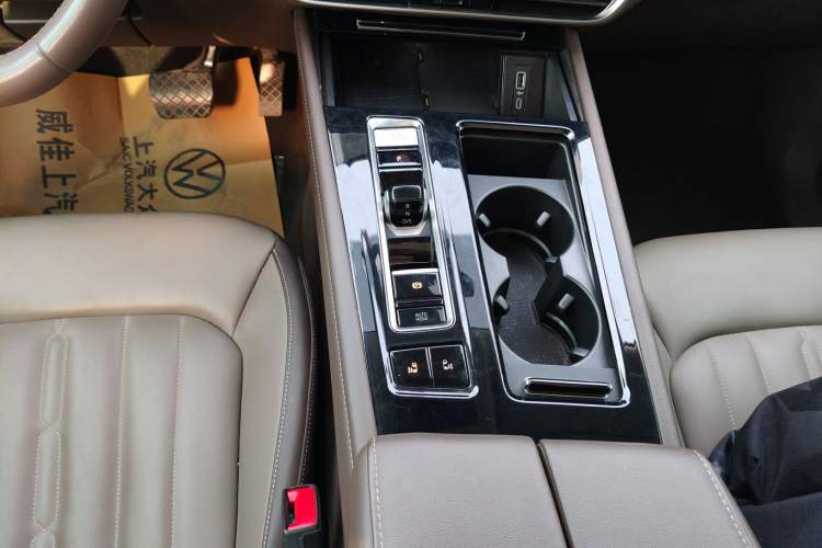 Used Volkswagen Viloran 2024 330TSI Luxury Edition