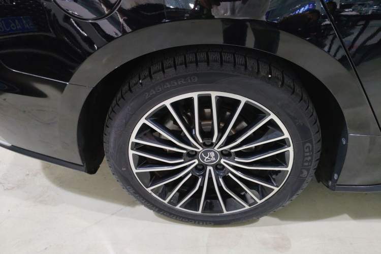 Used BYD Han 2020 EV Long-Range Luxury Model