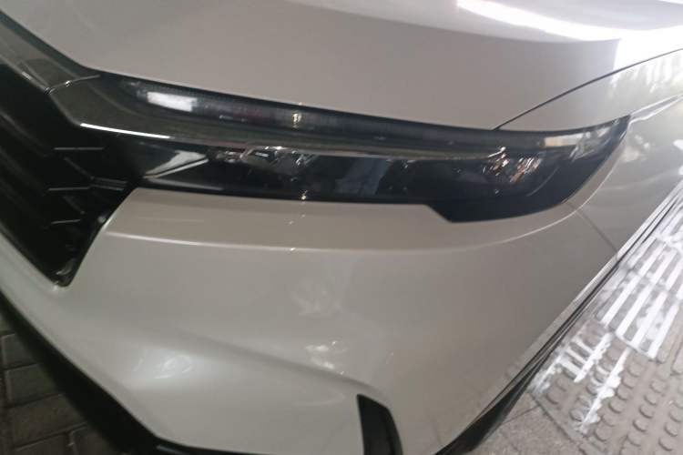 Used Honda CR-V 2023 240TURBO Two-Wheel Drive Deluxe Edition 7 Seats