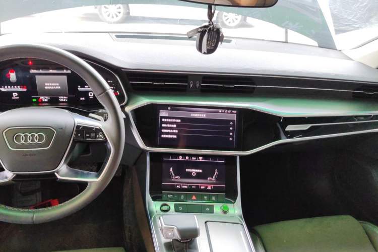 Used Audi A7L 2022 45 TFSI S-line Dream-Building Crystal Flow Package