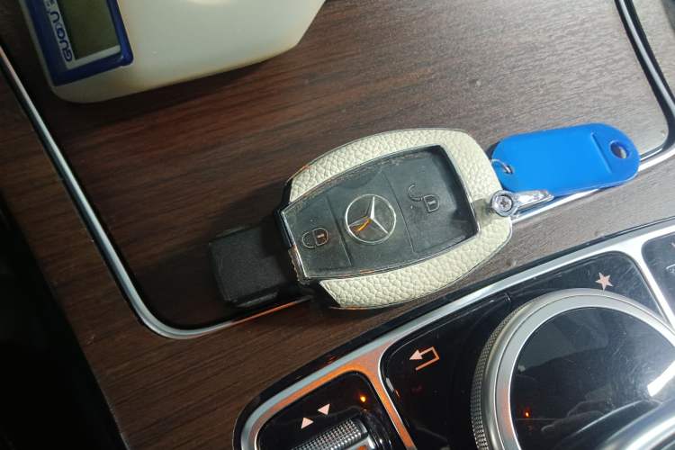 Used Mercedes-Benz GLC 2017 GLC 200 4MATIC
