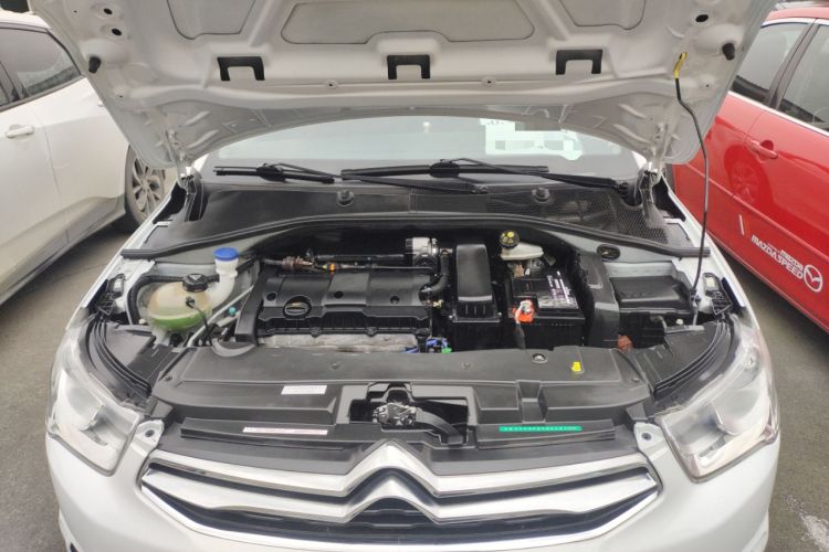 Used Citroen Elysee 2015 Zhishang Edition 1.6L Manual Fashion Model