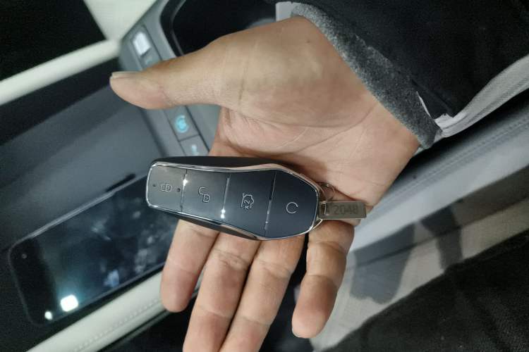 Used BYD Yuan UP 2025 Intelligent Driving Version 401 km Leading Edition