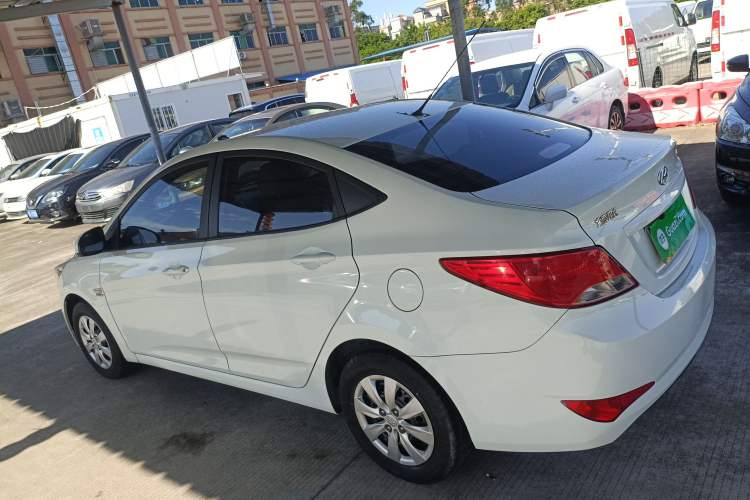 Used Hyundai Verna 2014 1.4L Manual Smart GLS Trim