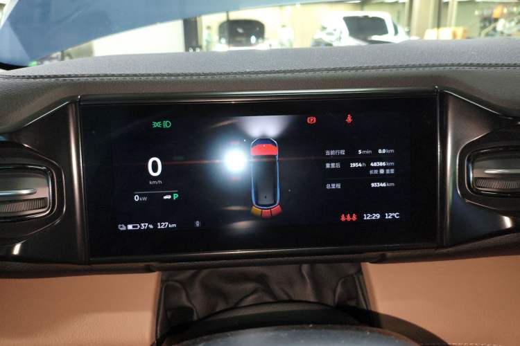 Used Nio ES8 2018 355 km Base Version 7-Seater Edition