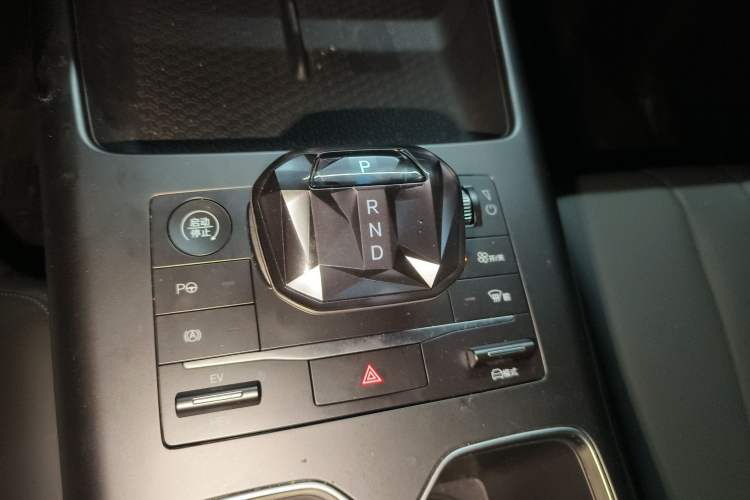 Used BYD Song Pro New Energy 2025 2nd Generation Intelligent Driving Version DM-i 75KM Leading Edition
