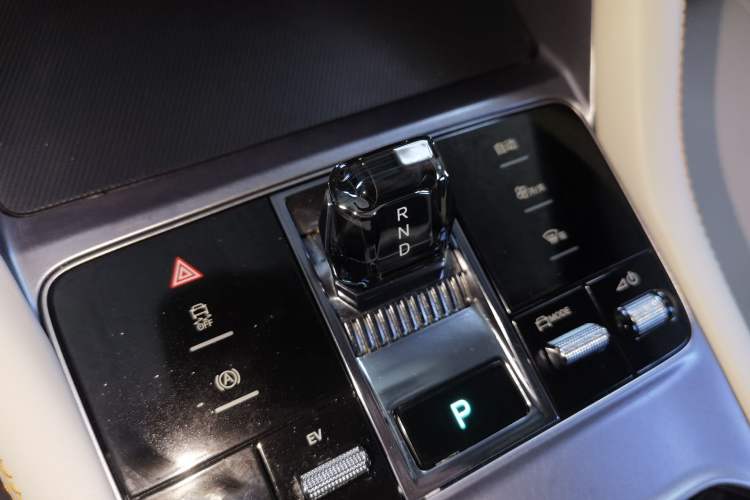 Used BYD Song PLUS New Energy 2023 Champion Edition DM-i 110KM Flagship Model
