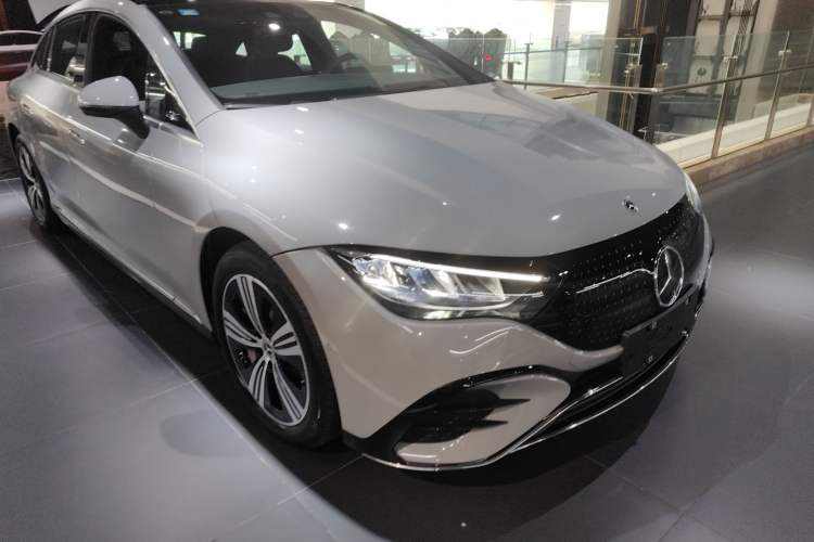 Used Mercedes-Benz EQE 2022 350 Luxury Edition
