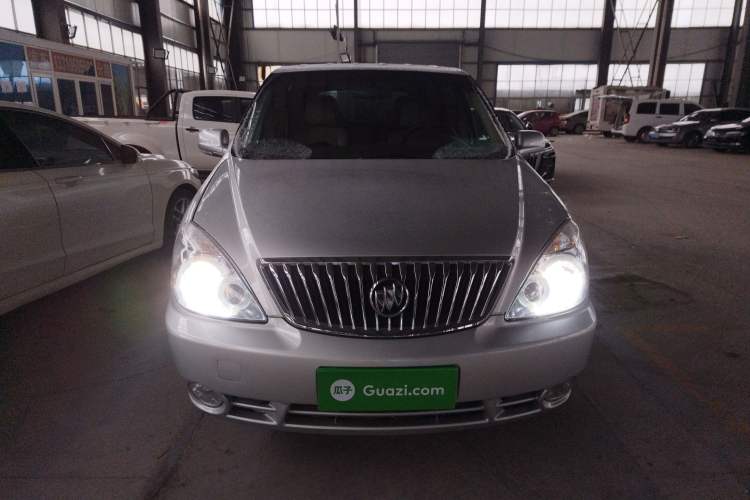 Used Buick GL8 2014 2.4L Classic Edition
