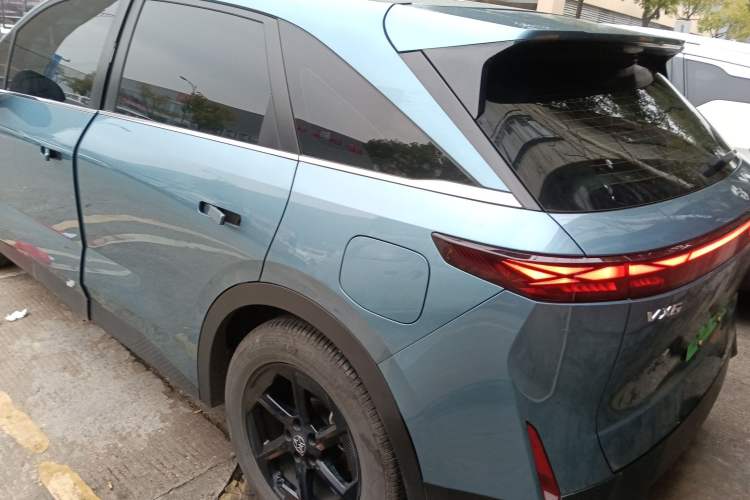 Used Venucia VX6 2025 Large Flat-Layout 520 Pro