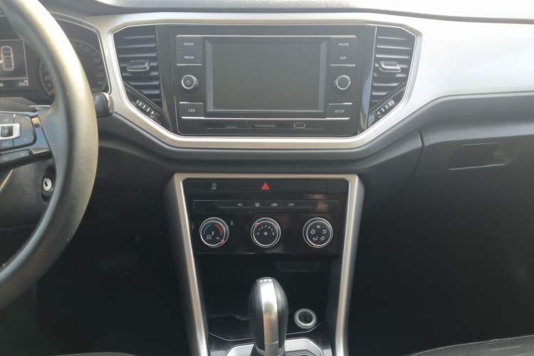 Used Volkswagen T-ROC 2020 280TSI DSG Two-Wheel-Drive Elite Version
