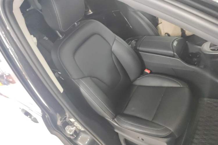 Used Mercedes-Benz V-Class 2020 V 260 L Long-wheelbase Luxury Edition