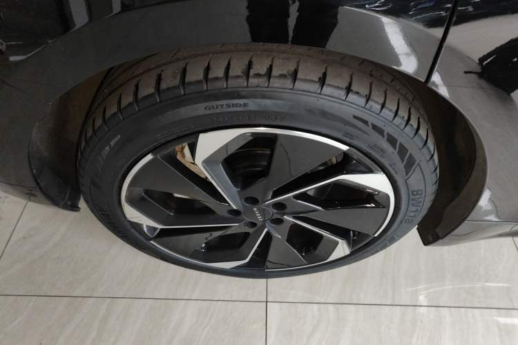 Used Zeekr 001 2023 WE Edition 86 kWh