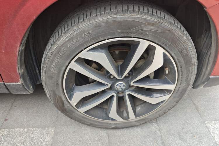 Used Venucia T90 2017 2.0L CVT Smart Edition
