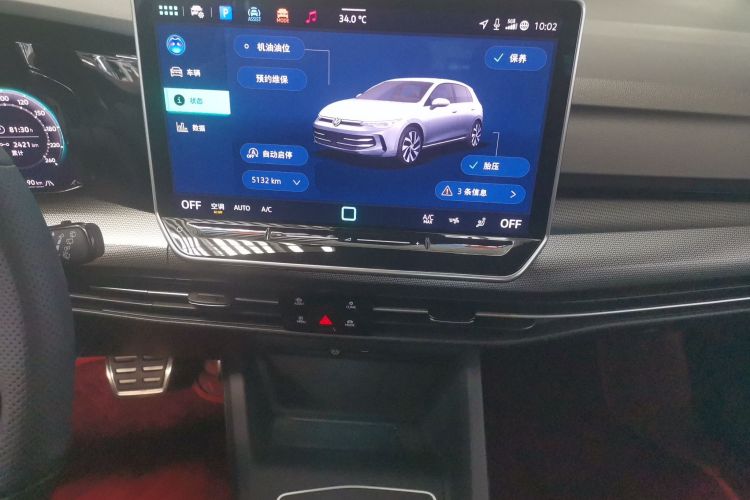 Used Volkswagen Golf 2025 300TSI R-Line
