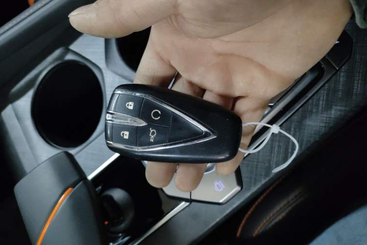 Used Changan UNI-V 2024 1.5T Prestige Edition
