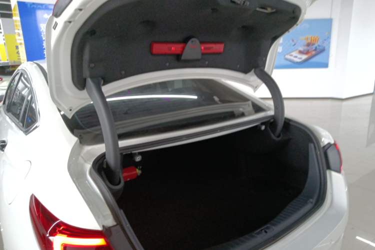 Used Hongqi H5 2022 Classic Model Facelift 1.5T DCT Qiyun Edition