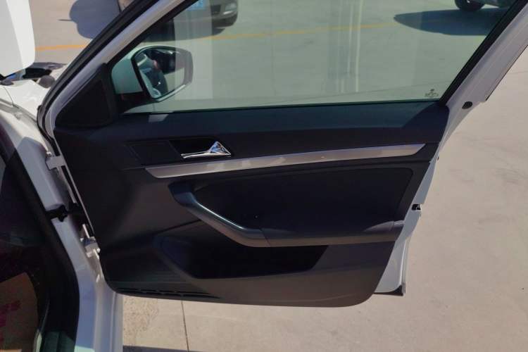 Used Volkswagen Lavida 2019 1.5L Automatic Fashion Edition China VI
