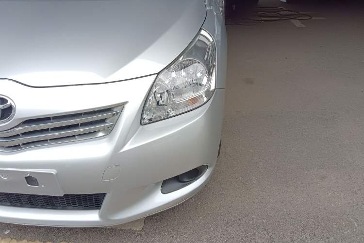 Used Toyota Verso 2014 Starlight 180E CVT Elite Edition