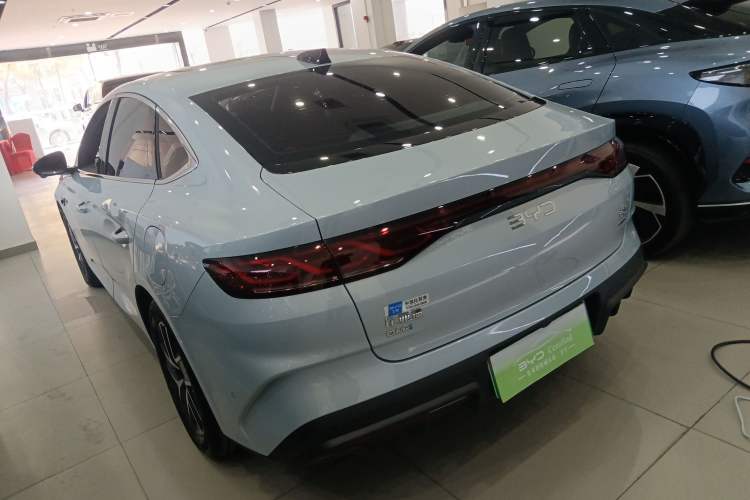 Used BYD Qin L 2025 DM-i Smart Drive 120KM Superior Model
