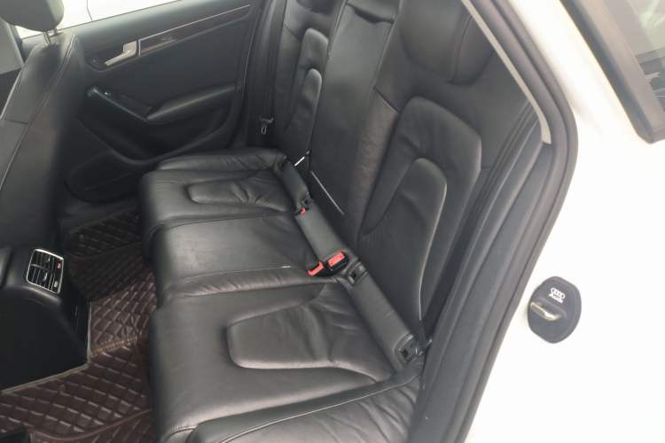 Used Audi A4L 2015 35 TFSI Automatic Comfort Model
