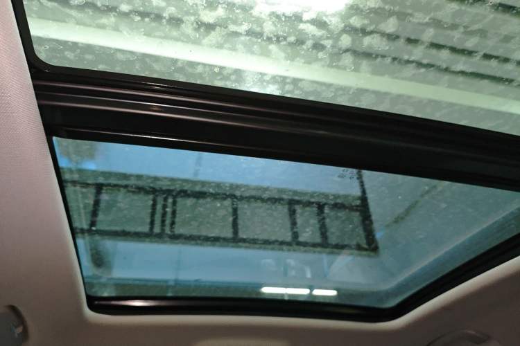 Used Hongqi HS5 2022 Revised Version 2.0T Smart Connect Flagship Edition