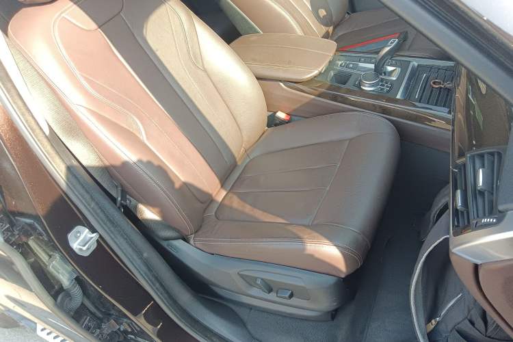 Used BMW X5 2017 xDrive28i
