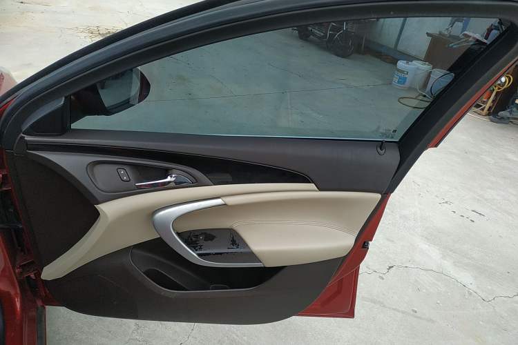 Used Buick Regal 2015 2.0L Leading Fashion Edition
