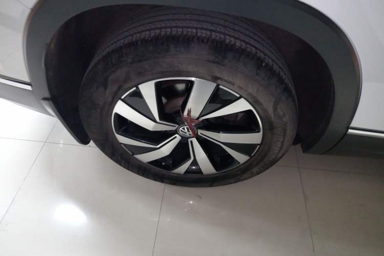 Used Volkswagen Tayron 2022 280TSI Two-Wheel Drive Luxury Smart Connectivity Version