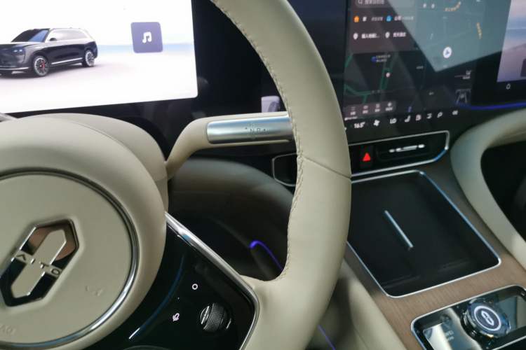 Used Hima AITO M9 2024 Range-Extended Ultra Version 42 kWh 6-Seater Model
