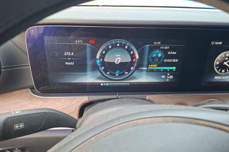 Used Mercedes-Benz E-Class 2016 E 200 L
