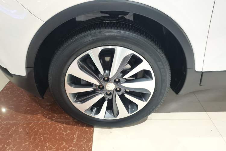 Used Buick Encore 2017 18T Automatic Two-Wheel Drive Urban Elite Model
