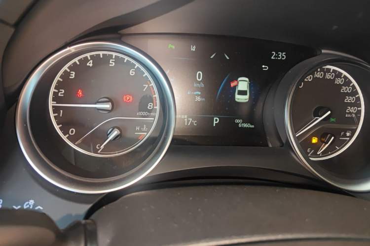 Used Toyota Camry 2021 2.0G Luxury Edition
