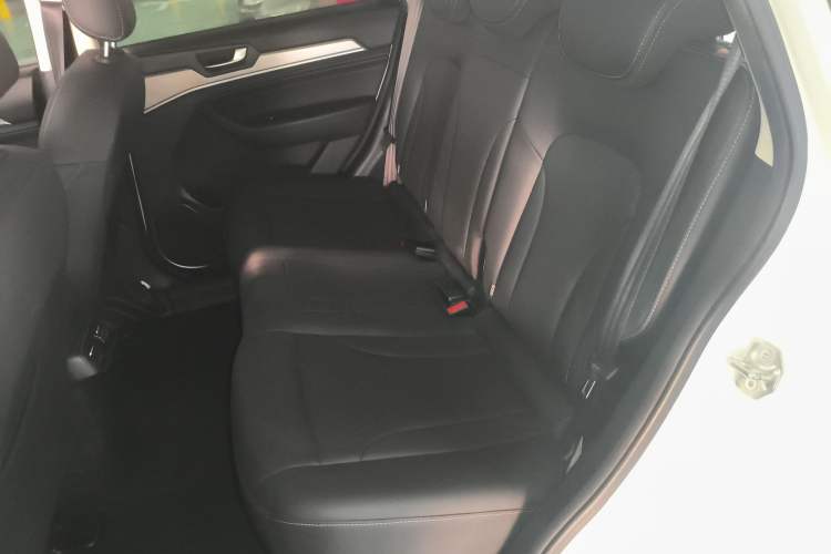 Used Haval H6 2021 Sport Edition 1.5T Manual Elite Smart Connectivity Model with Hexagonal Grille