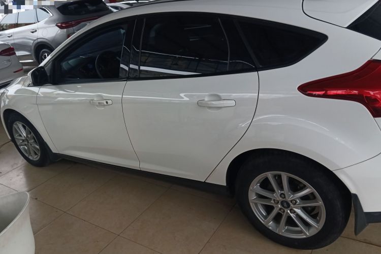 Used Ford Focus 2018 Hatchback Classic 1.6L Automatic Trendy SmartDrive Edition