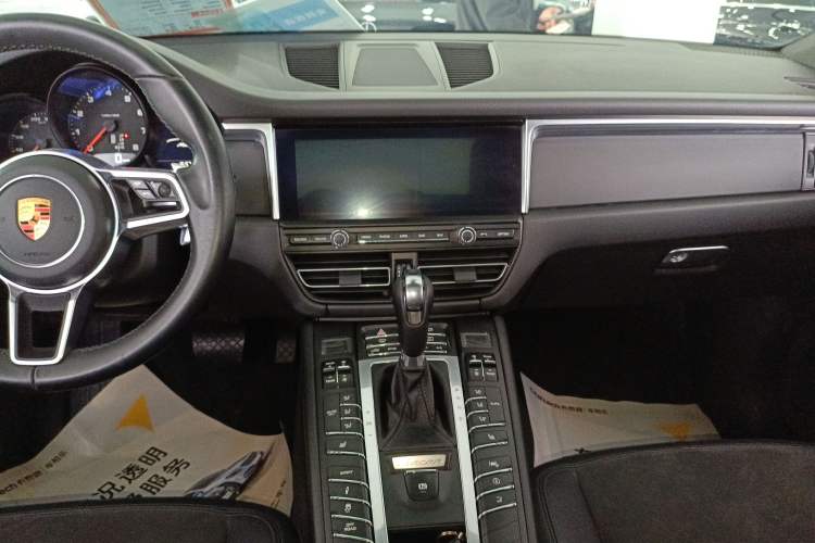Used Porsche Macan 2018 Macan 2.0T
