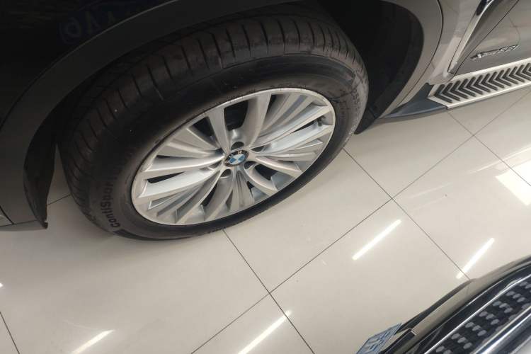 Used BMW X5 2015 xDrive28i