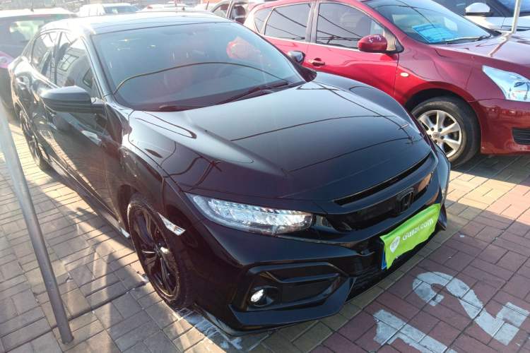 Used Honda Civic 2021 HATCHBACK 220TURBO CVT Trendy Cool Edition
