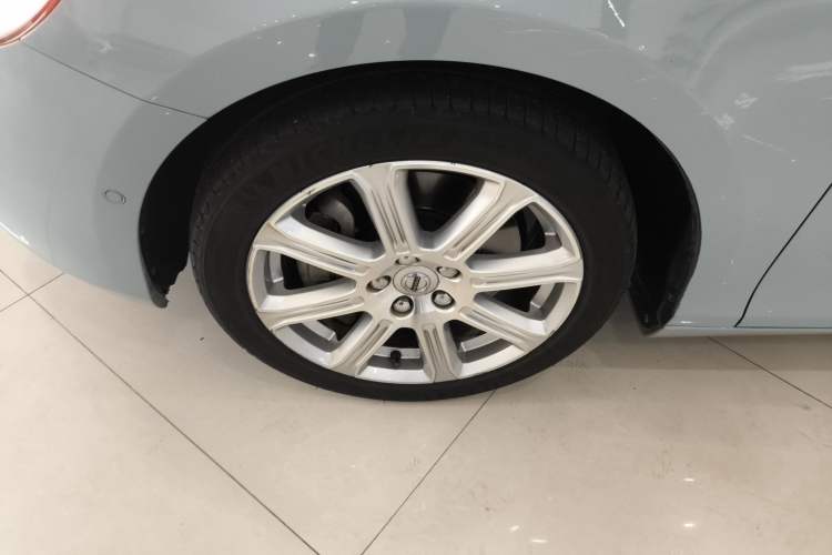 Used Volvo V40 2018 T4 Zhiya Edition
