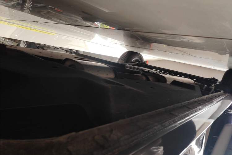 Used Buick GL8 2022 Land Cruiser Executive Class 652T Comfort Model
