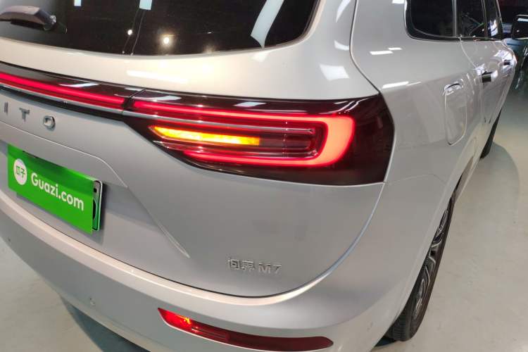 Used Hima AITO M7 2024 1.5T Rear-Drive Plus Version 5 Seats
