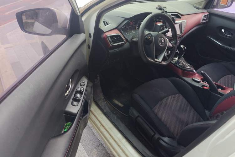 Used Nissan Lannia 2016 1.6L CVT Smart Cool Edition