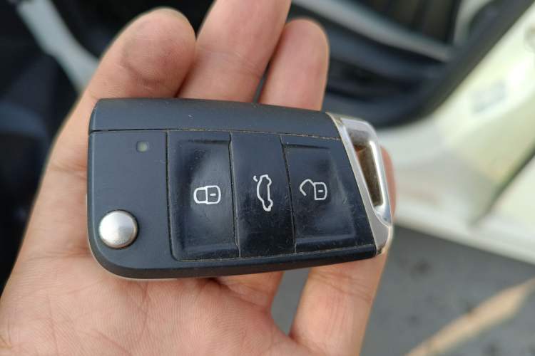 Used Volkswagen Bora 2023 300TSI DSG Prestige Edition
